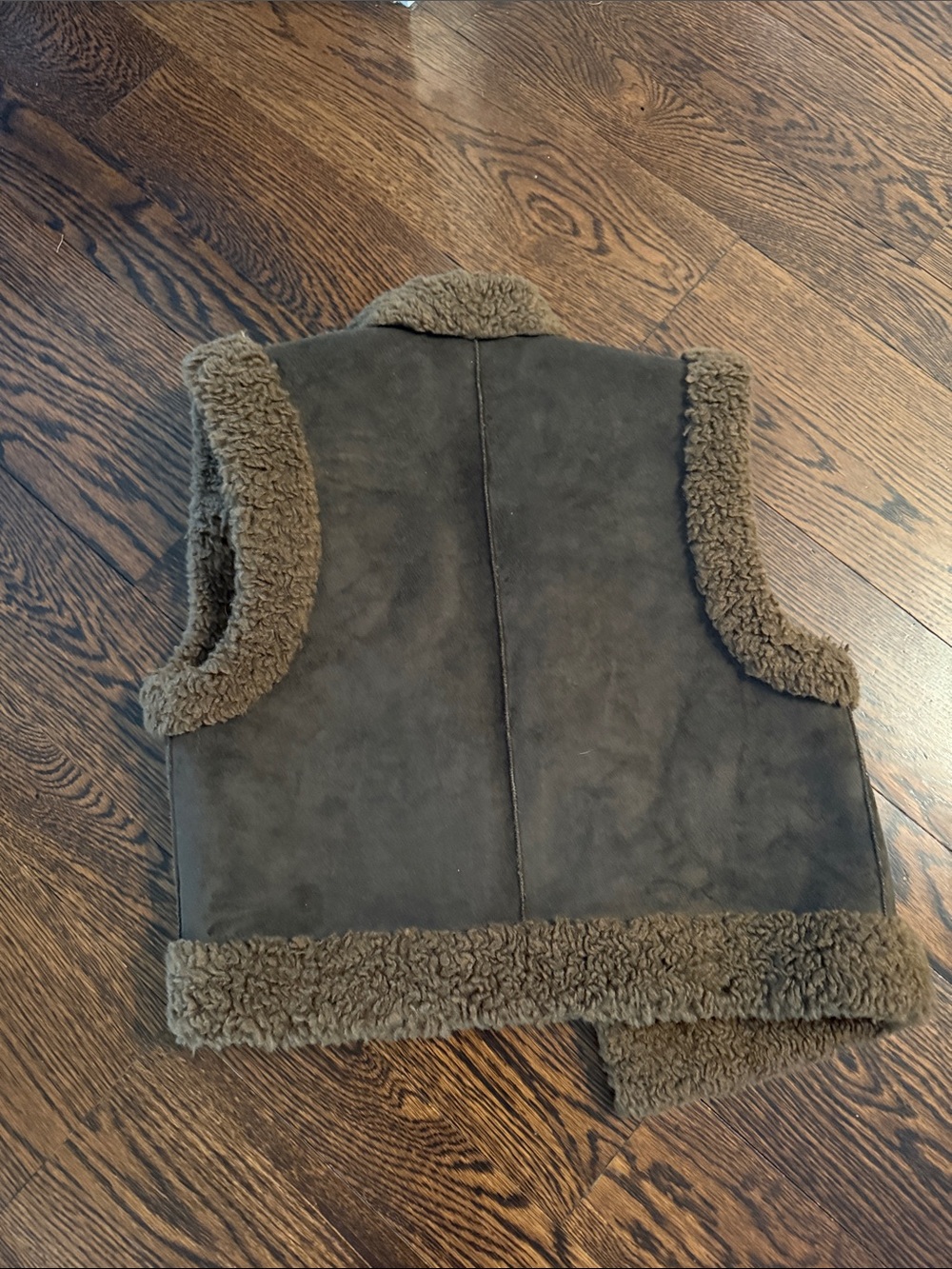 Vanessa Bruno Brown Shearling-Trim Suede Vest - Picture 3 of 3